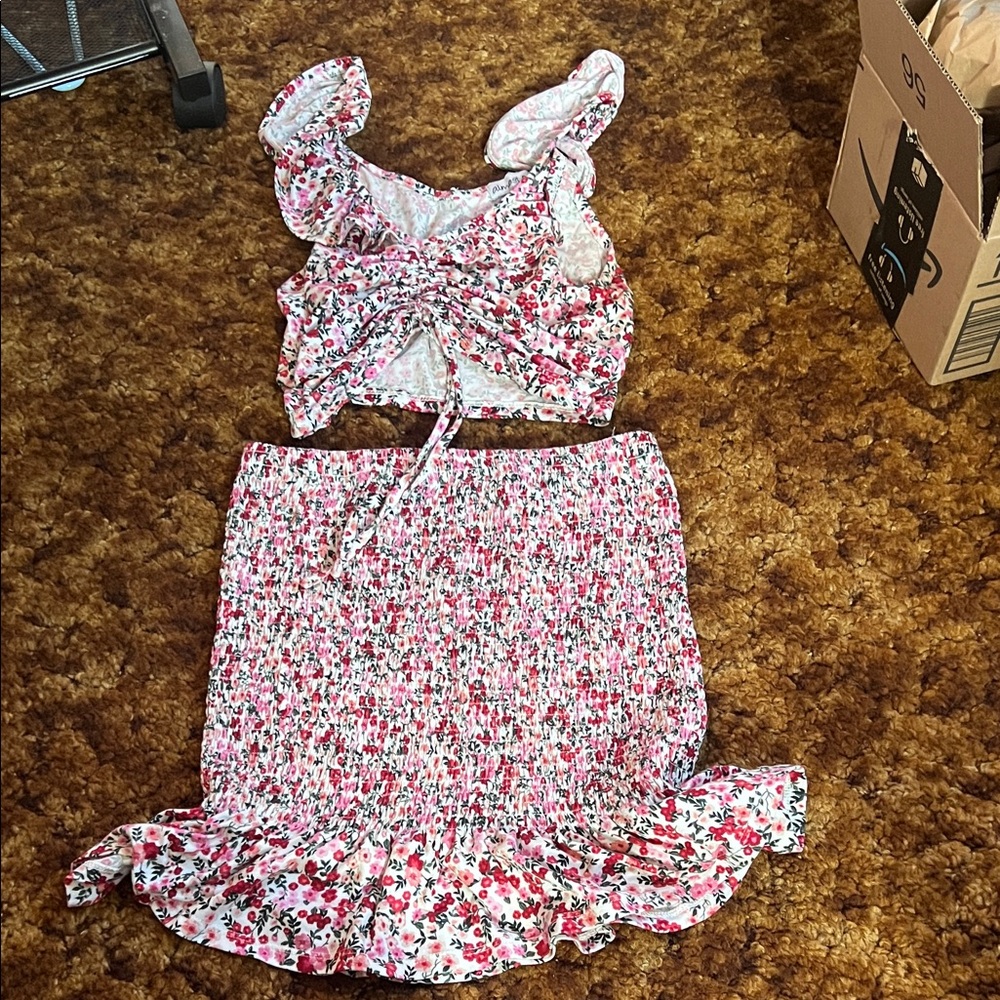 Floral Two-Piece Set with Ruffle Details